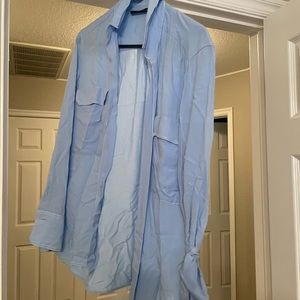 Zara Women’s Blue button up SIZE S